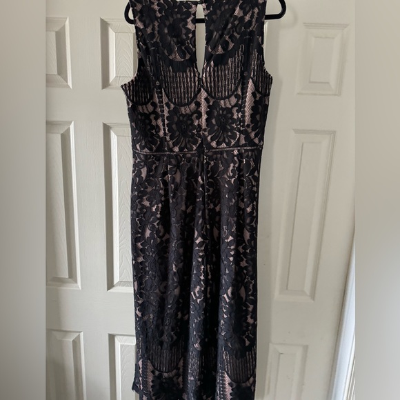 NWT- City Chic Black Lace Jumpsuit (SZ plus Size Small (16) - Picture 1 of 5